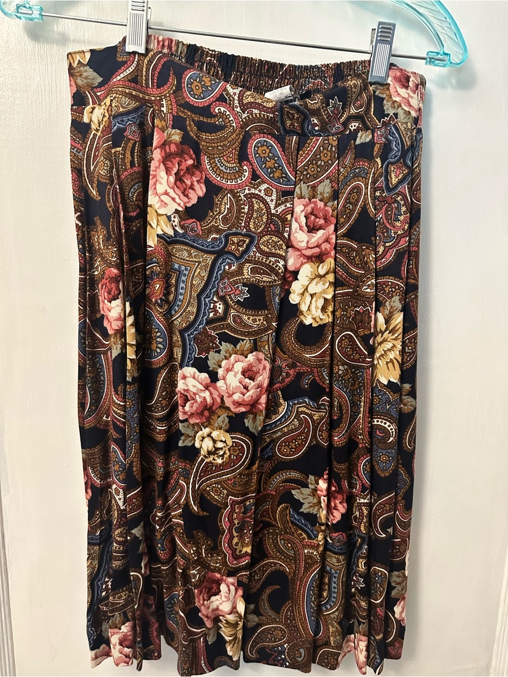 Boho Floral Paisley Midi Skirt in Black and Pink